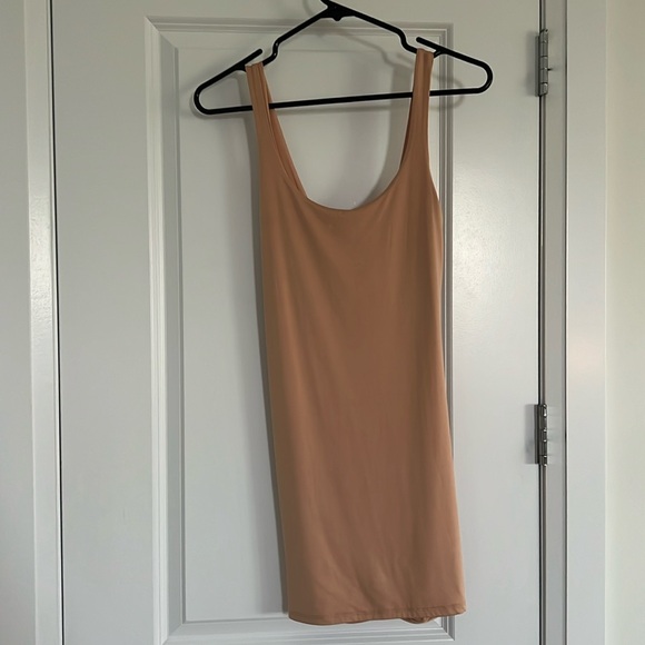 Revamped nude dress - Picture 1 of 7